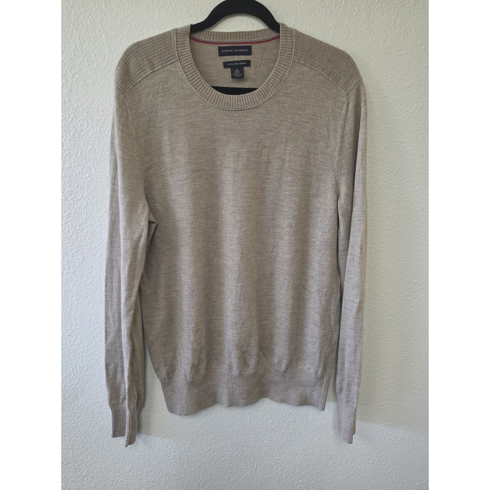 Banana Republic Men M Crew Neck Merino Wool Pullover Sweater Beige Solid Knit